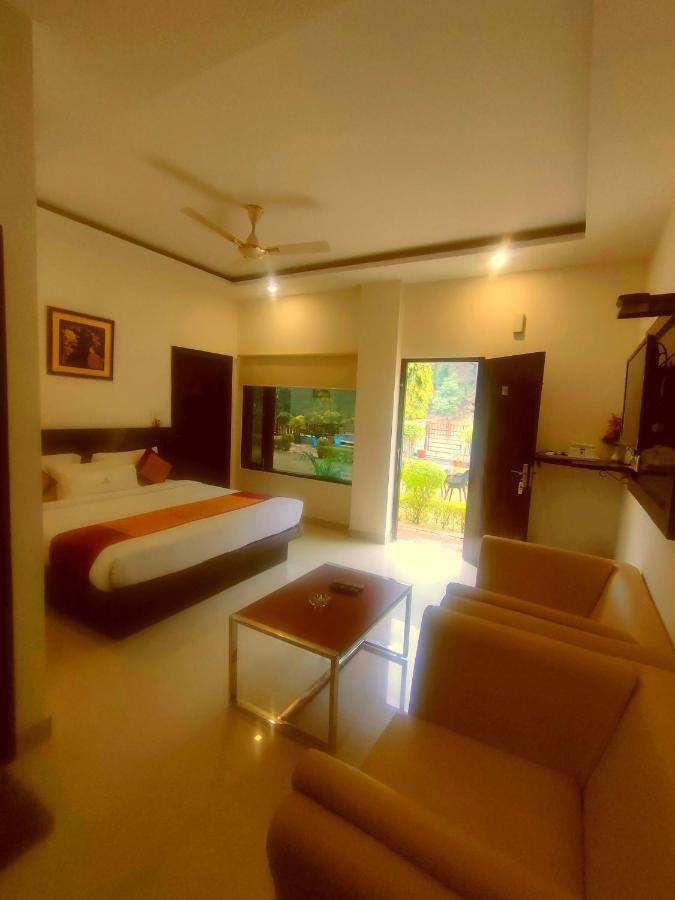 Ezzenza Mahayana Resort & Spa Rishīkesh Extérieur photo