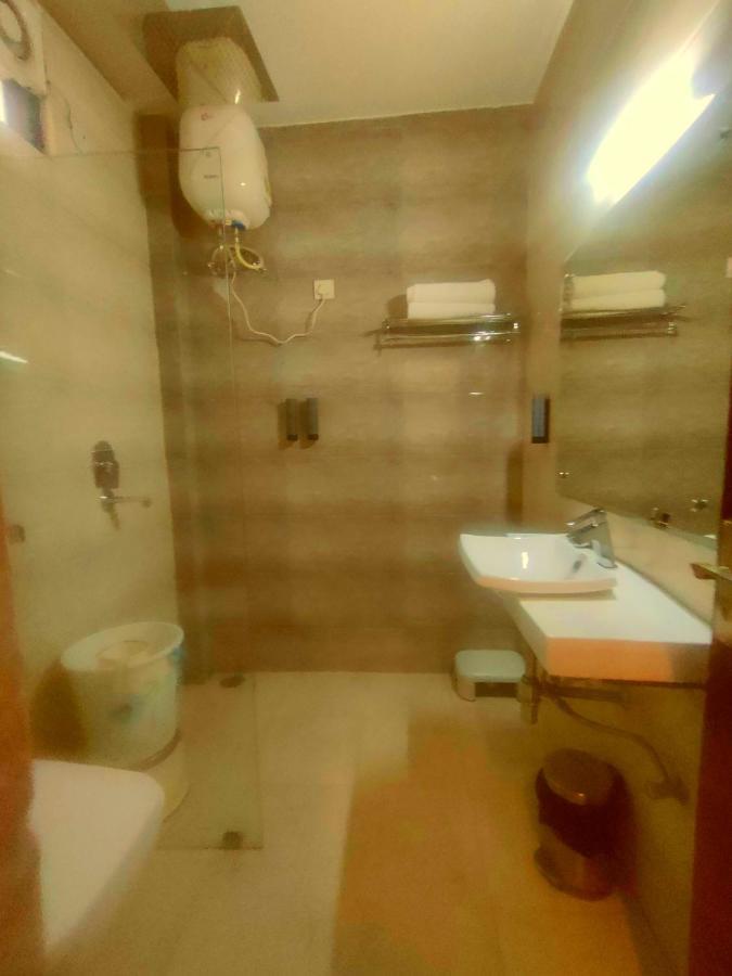 Ezzenza Mahayana Resort & Spa Rishīkesh Extérieur photo