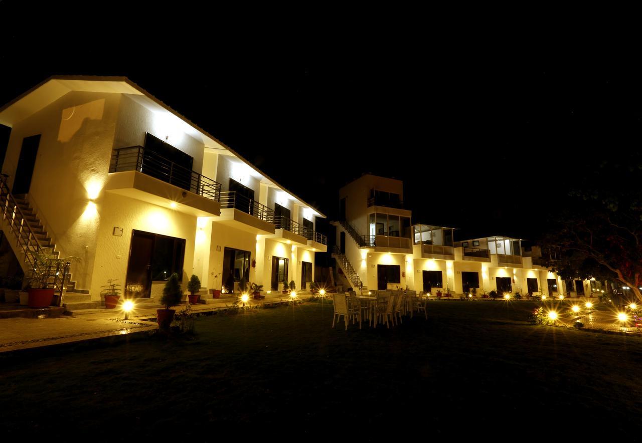 Ezzenza Mahayana Resort & Spa Rishīkesh Extérieur photo